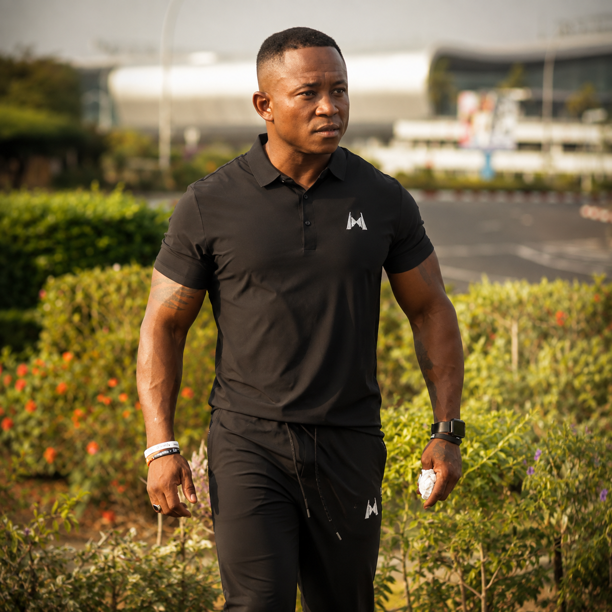 Camiseta Polo UrbanSport – Comodidad, Estilo y Rendimiento Urbano